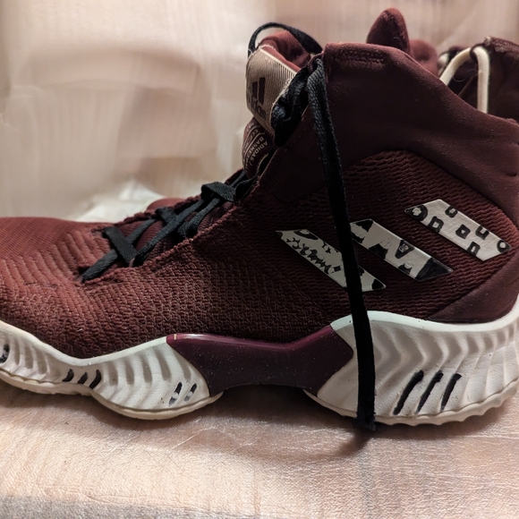 Adidas high top basketball sneakers size 11 salmon - Picture 3 of 6